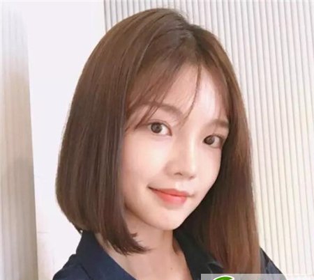 点击大图看下一张：11款让人一见钟情的发型 唯美女生发型图片