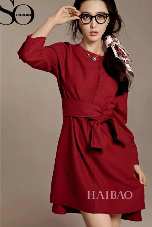 点击大图看下一张：范冰冰登《So Figaro》杂志中国版，戴上圆形镜框化身知性女教师！