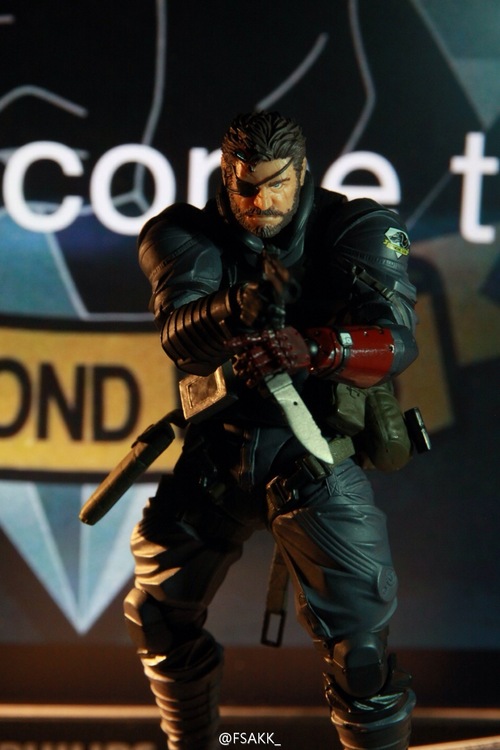 点击大图看下一张：合金装备：幻痛 蛇叔