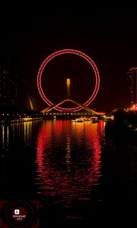 点击大图看下一张：天津之眼