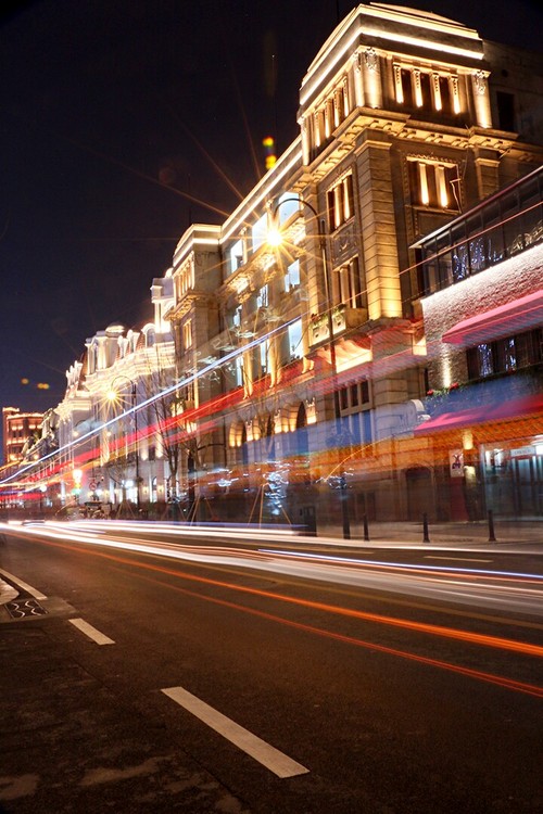 点击大图看下一张：武汉中山大道夜景