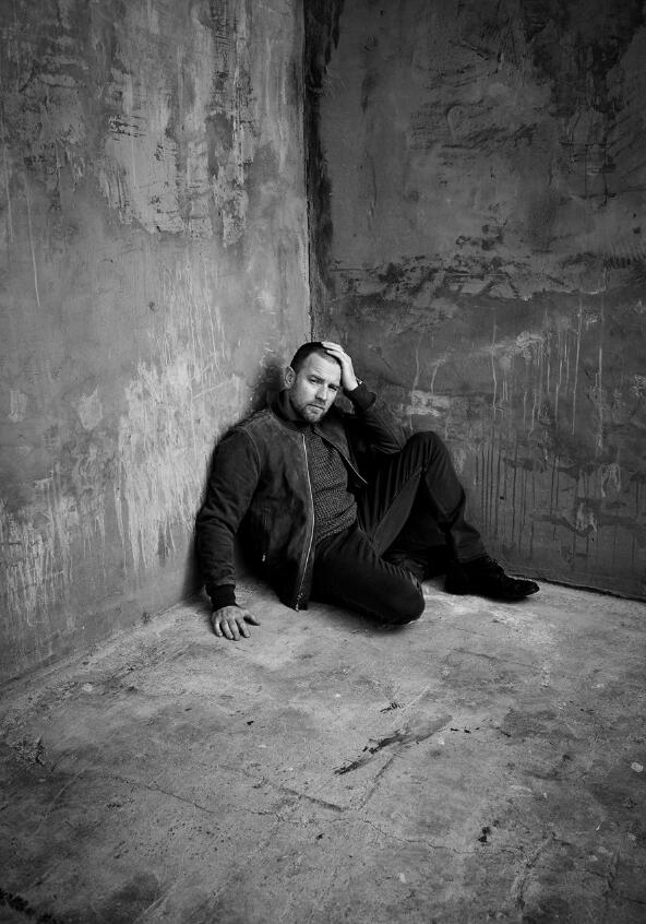 点击大图看下一张：伊万麦克格雷格写真