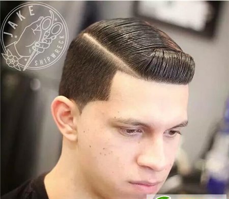 点击大图看下一张：美式复古油头 成熟男士发型