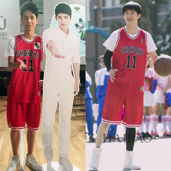 点击大图看下一张：刘昊然瘦成纸片人