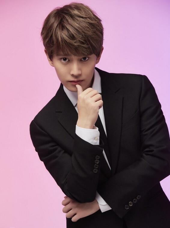 点击大图看下一张：大唐荣耀任嘉伦