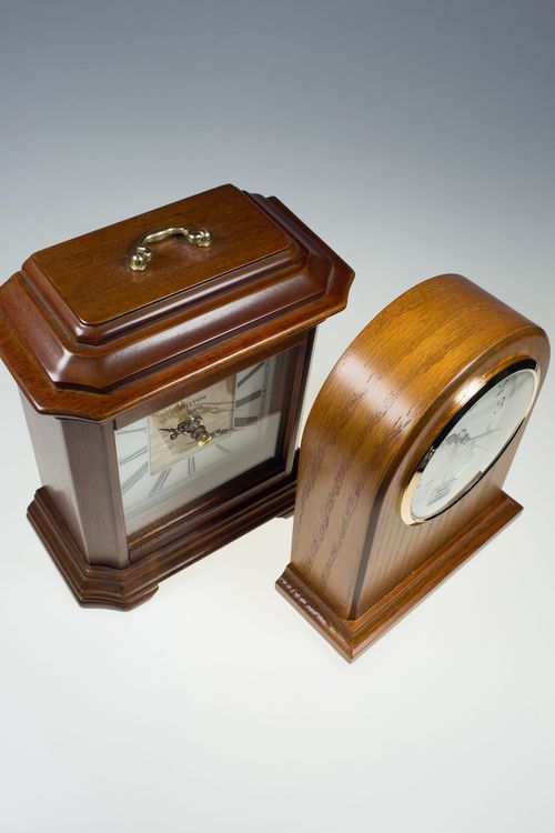 点击大图看下一张：丽声及精工座钟