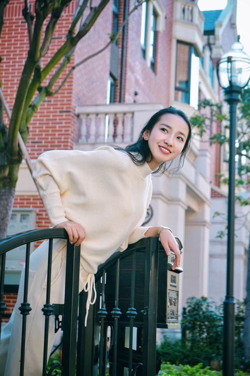 点击大图看下一张：冬日里的暖阳