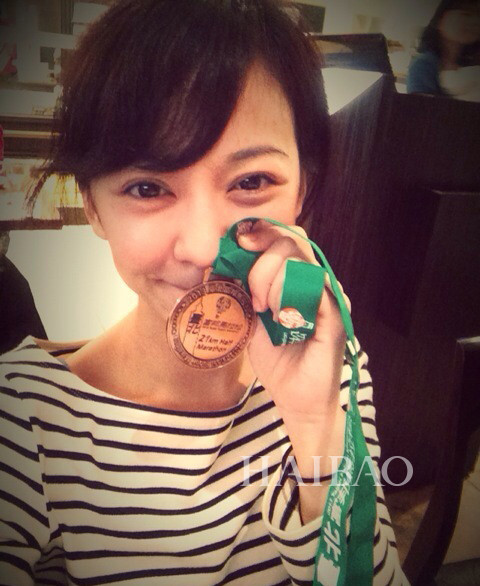 点击大图看下一张:运动狂魔陈意涵的日常