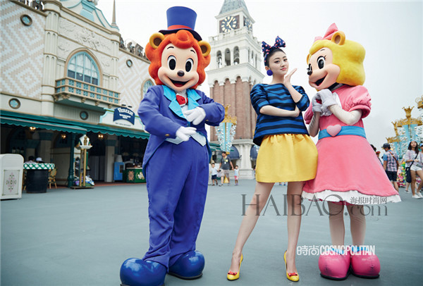 点击大图看下一张：景甜登呆萌女神青春无敌粉可爱