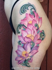 大腿彩绘清高自爱的莲花纹身图案