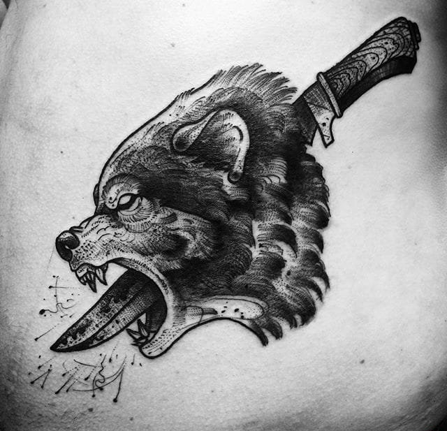 点击大图看下一张：10款邪恶的黑狼纹身图案