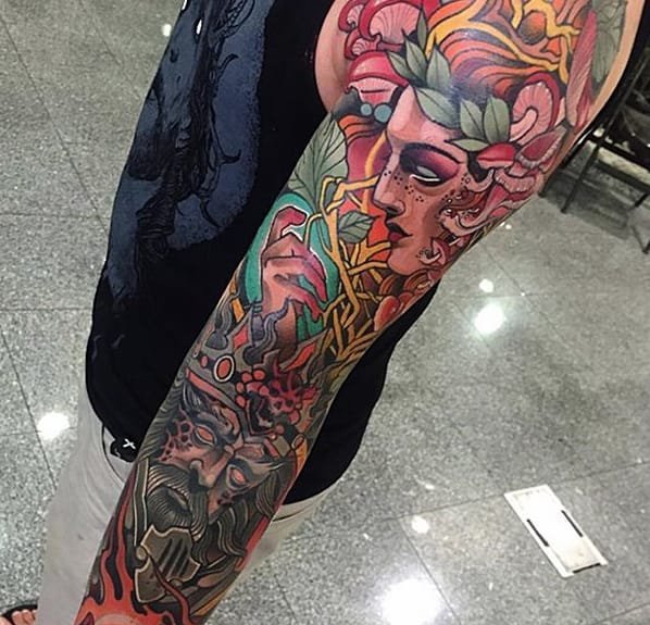 点击大图看下一张：生动的新传统风格花臂纹身图案来自于纹身师约翰尼
