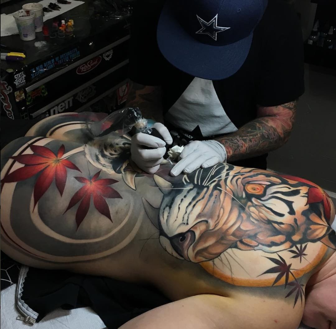 点击大图看下一张：多款大型杰出的纹身图案欣赏来自贾斯汀•哈特曼