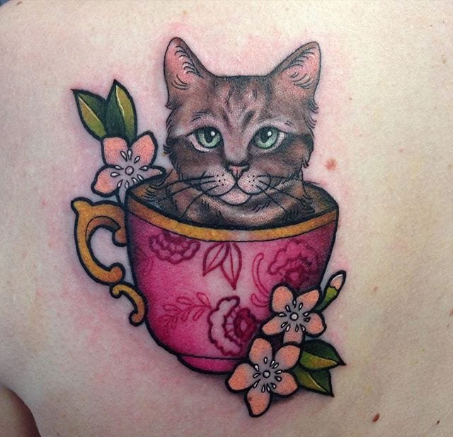 点击大图看下一张：多款可爱的茶杯里的小动物纹身图案来自卡莉