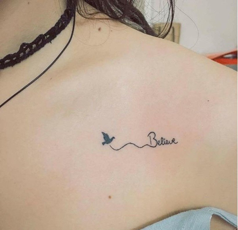 点击大图看下一张：多款女生清新可爱的小图案纹身图片