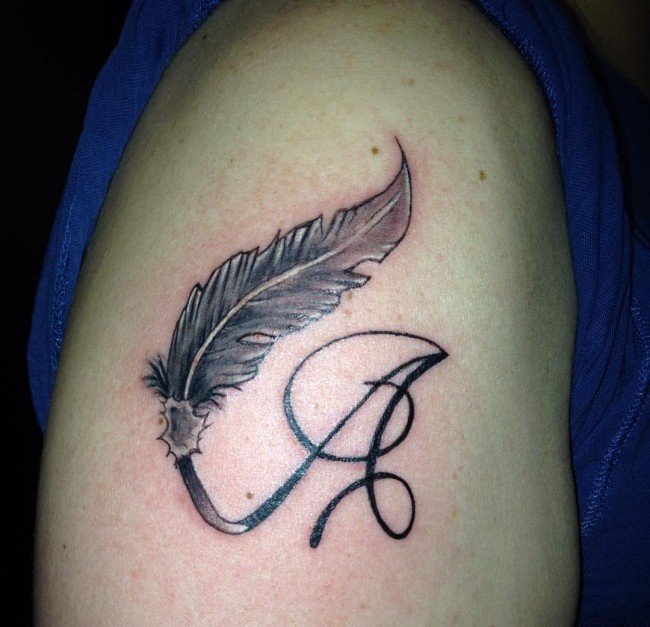 点击大图看下一张:多款漂亮的花体字纹身图案