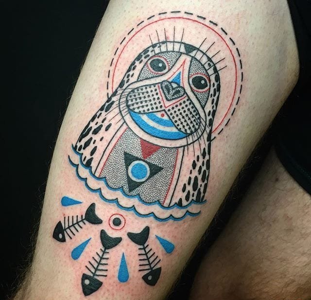 点击大图看下一张：超时髦彩色的极具说明性的纹身图案