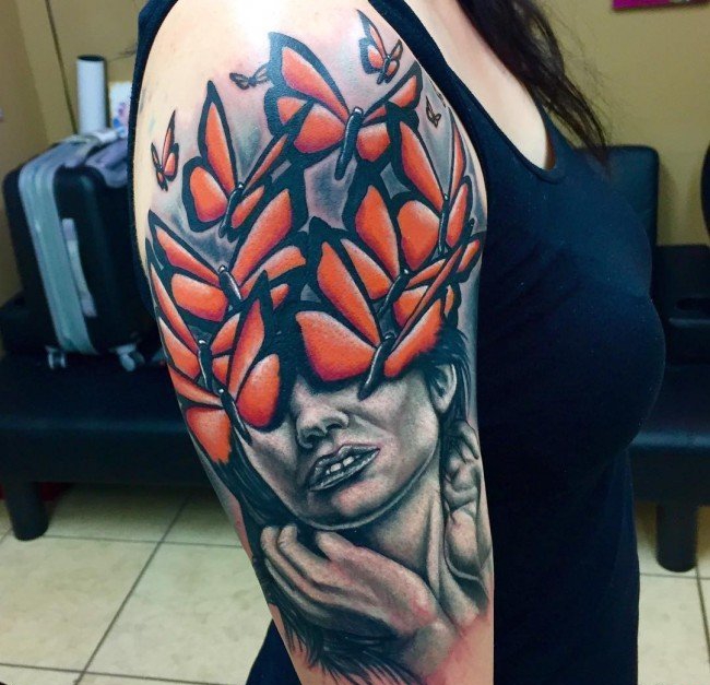 点击大图看下一张:美丽的女性都喜欢的漂亮的蝴蝶纹身图案