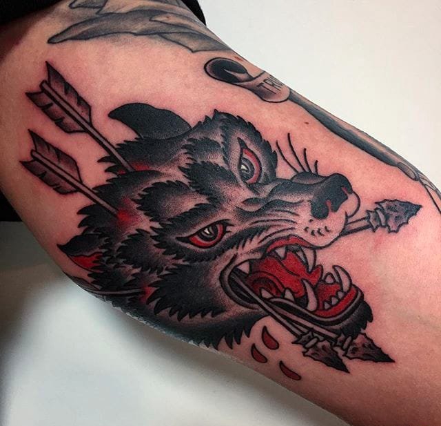点击大图看下一张：邪恶的传统纹身动物图案纹身来自纹身师弗兰基