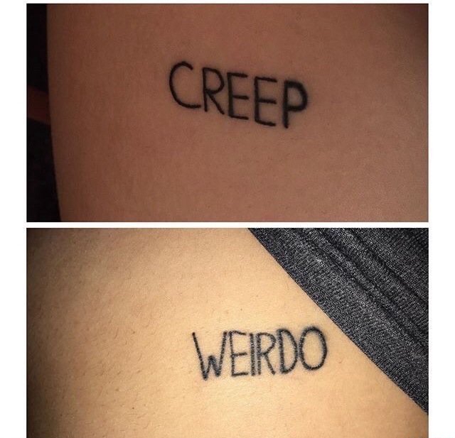 点击大图看下一张：黑色的英文纹身单词CREEP和WEIRDO字母纹身图片