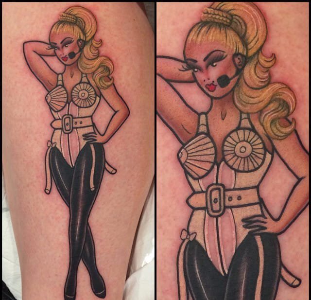 点击大图看下一张：传统名人美女性感纹身图案大全来自纹身师克莱尔