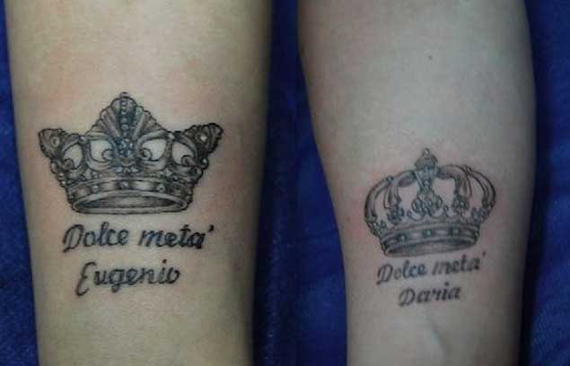 点击大图看下一张:情人同款K&Q的国王皇后的皇冠纹身图案欣赏