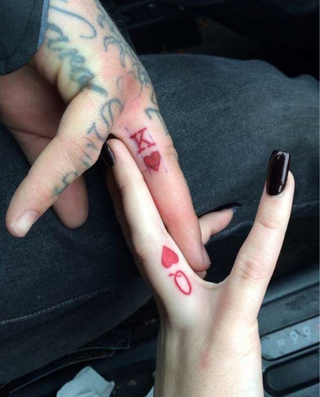 点击大图看下一张:情人同款K&Q的国王皇后的皇冠纹身图案欣赏