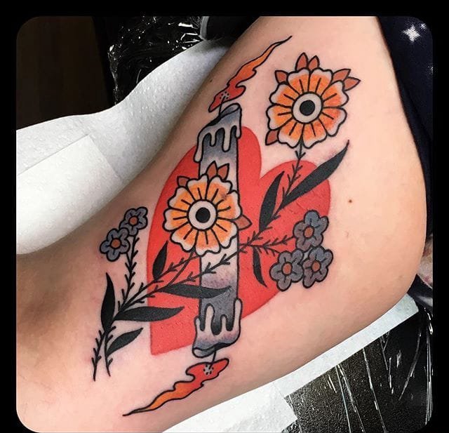 点击大图看下一张:彩色的传统纹身动物和植物纹身图案