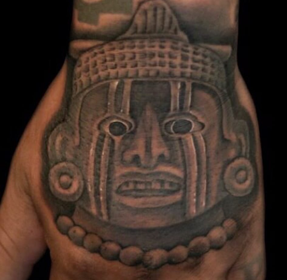 点击大图看下一张：纪念死亡的神灵阿兹特克古老之神纹身神话人物纹身图案