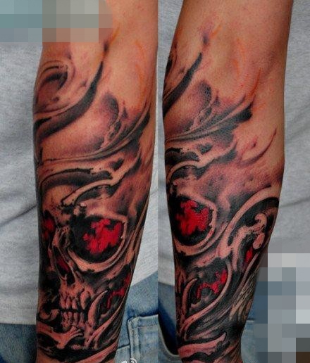 点击大图看下一张：手臂潮流超酷的骷髅纹身图案