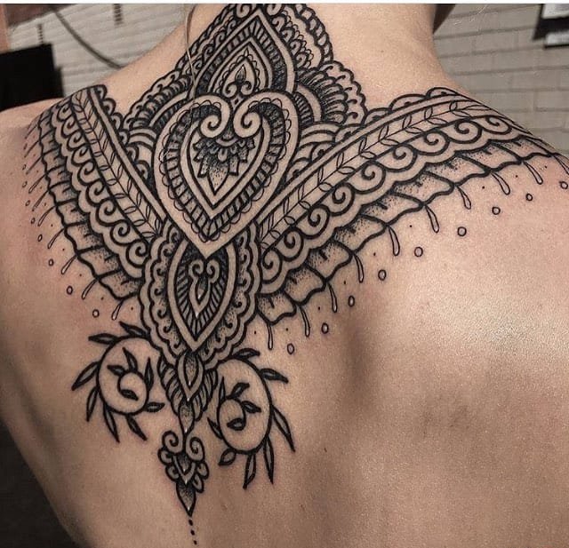 点击大图看下一张：经典的黑色曼陀罗图案纹身几何花纹身图案