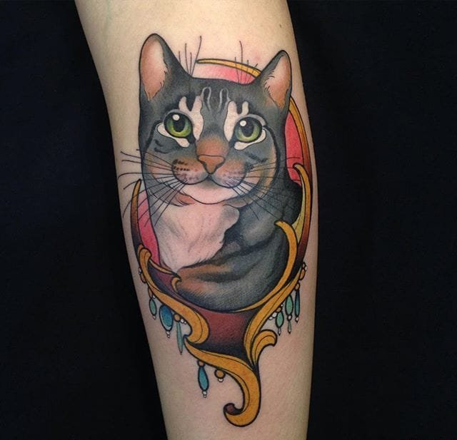 点击大图看下一张：霸气的小黑猫纹身动物图案纹身