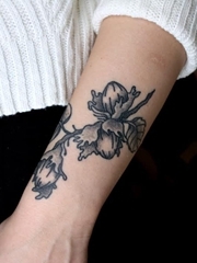黑色的花小图纹身手背小清新纹身图案