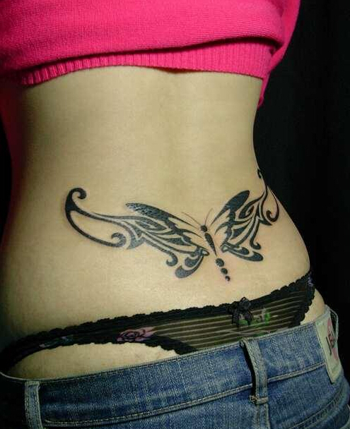 点击大图看下一张：女性个性的腰部蝴蝶图腾刺青