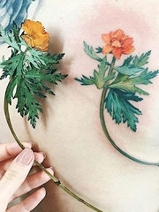 多款女性漂亮的花卉纹身图案