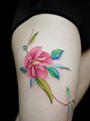 女生大腿小清新彩绘美丽的花蕊纹身图案