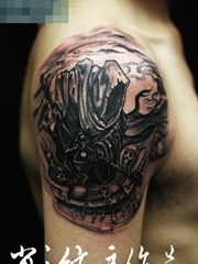 手臂经典潮流的一张黑灰死神纹身图案