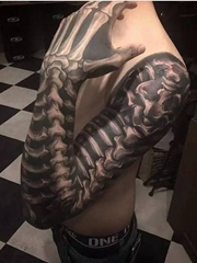 韩国纹身师Gara暗黑系黑灰写实骷髅纹身