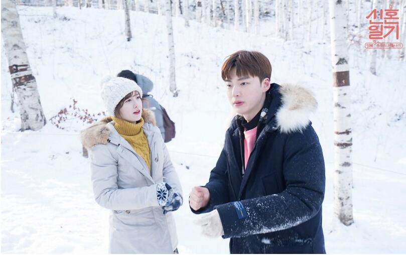 点击大图看下一张：安宰贤综艺新婚日记