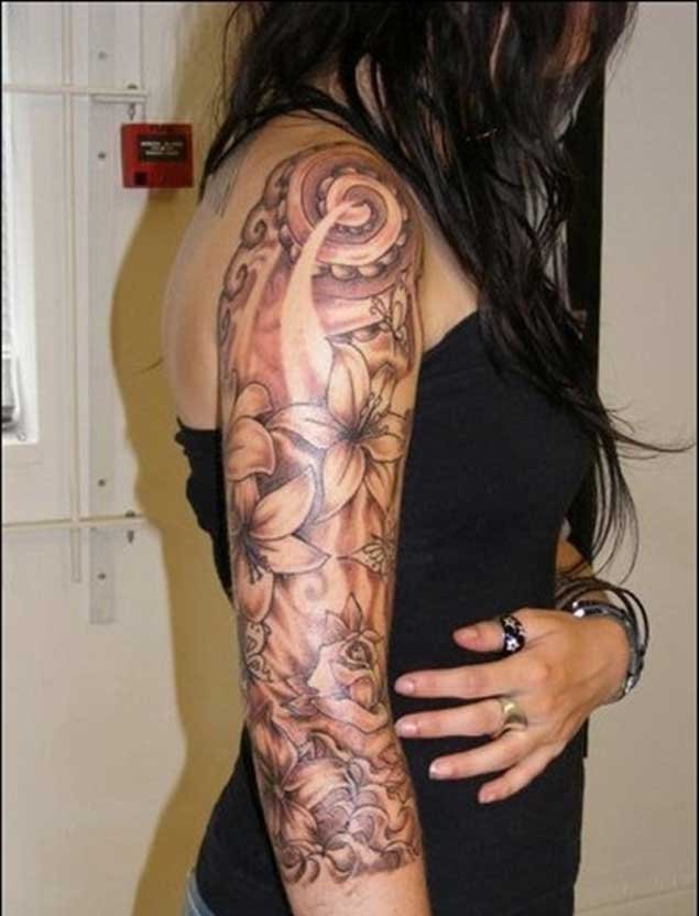 点击大图看下一张：多款美女漂亮的花臂纹身图案欣赏