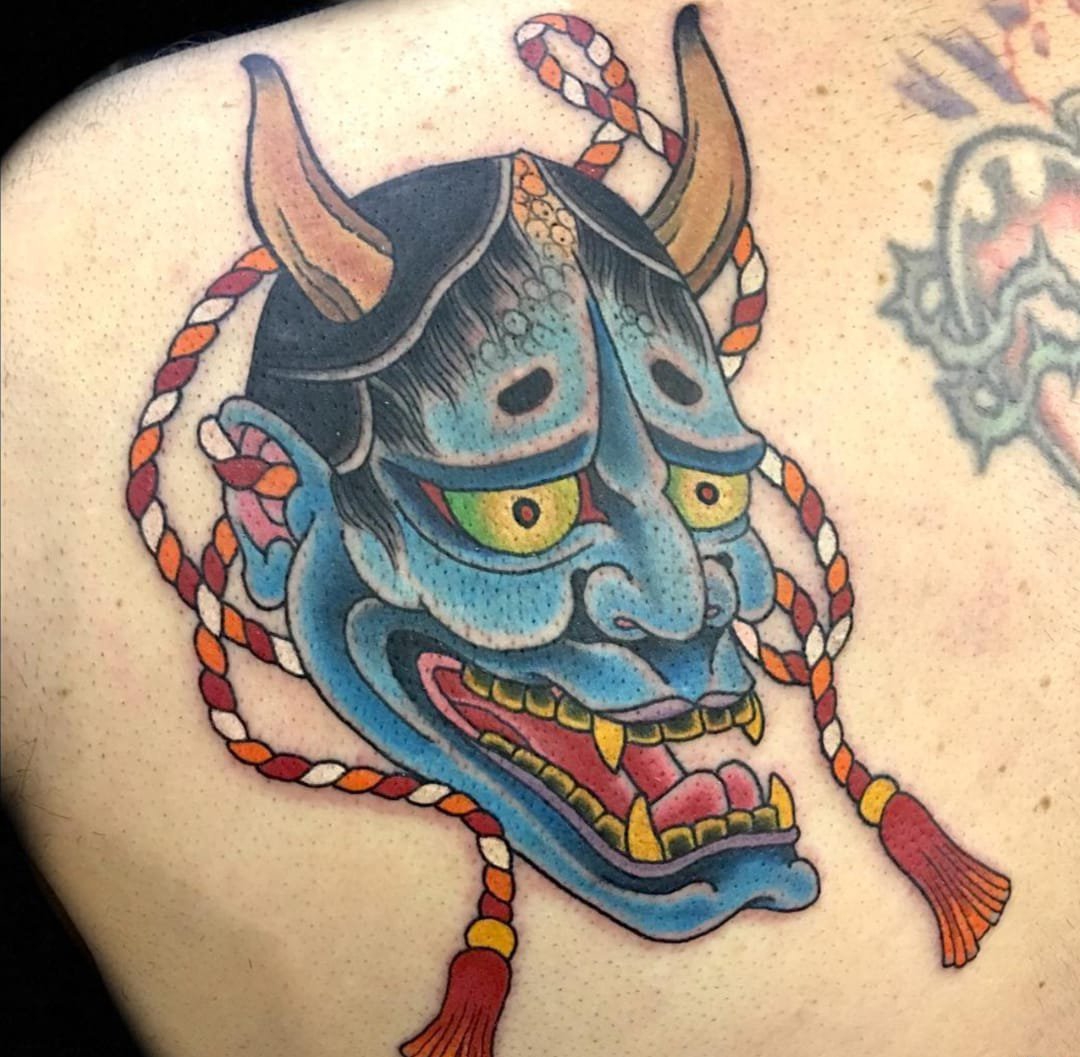 点击大图看下一张:彩色的日本风格纹身般若面具纹身图案