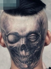 一张头部后脑勺超酷的骷髅纹身图案