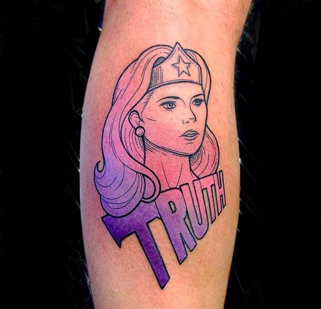 点击大图看下一张：卡通彩色纹身动漫人物神奇女侠漫画纹身图案