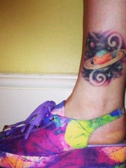 女性脚踝时尚潮流的星空小星球纹身图片