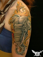 女生手臂霸气的大象彩绘纹身图案