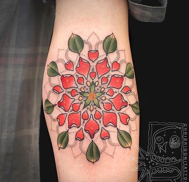 点击大图看下一张:漂亮的花朵纹身粉红小清新几何花纹身图案