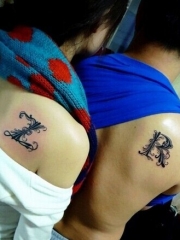 情侣后背英文字母纹身图案