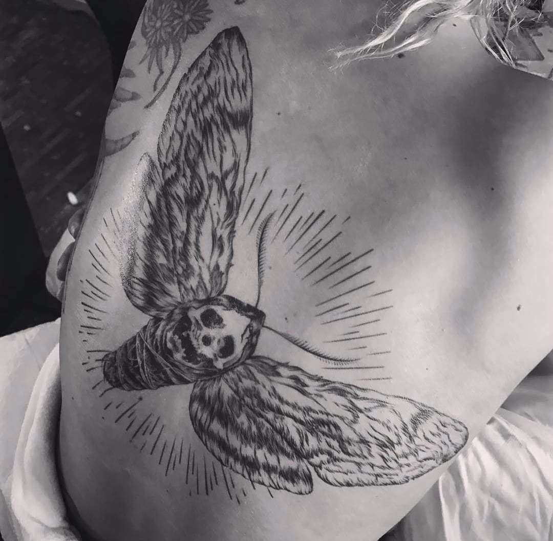 点击大图看下一张：11款漂亮的飞蛾纹身蝴蝶纹身动物图案纹身