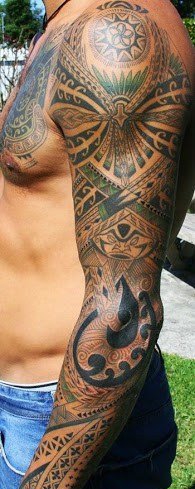 点击大图看下一张:男性超帅气的花臂部落图腾纹身图案