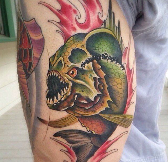 点击大图看下一张：德国恐龙纹身眼镜蛇和卡通鳄鱼纹身水彩动物图案纹身